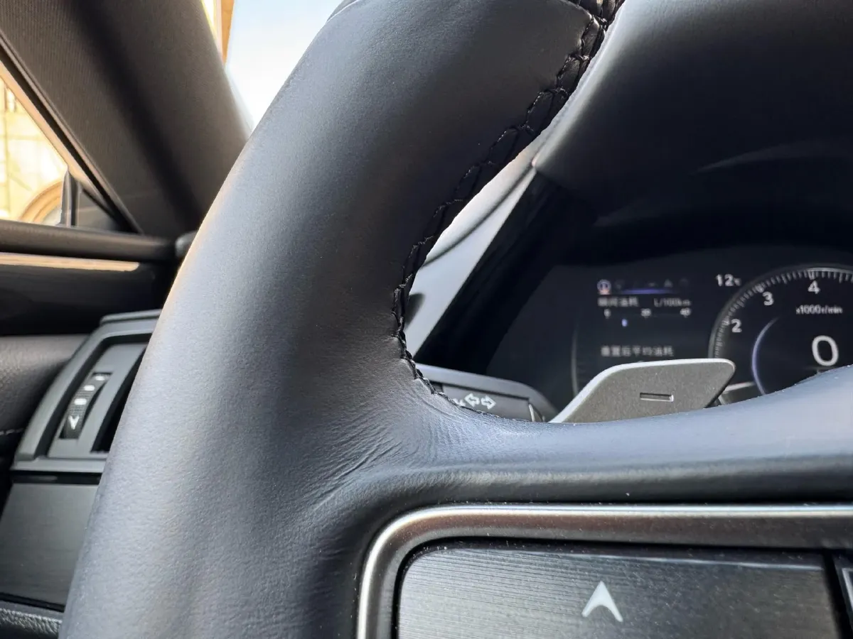 2023 Lexus ES 2.0L 173HP L4 CVT,autocango,china used car exporter,china ev exporter,chinese used car exporter,chinese used ev exporter