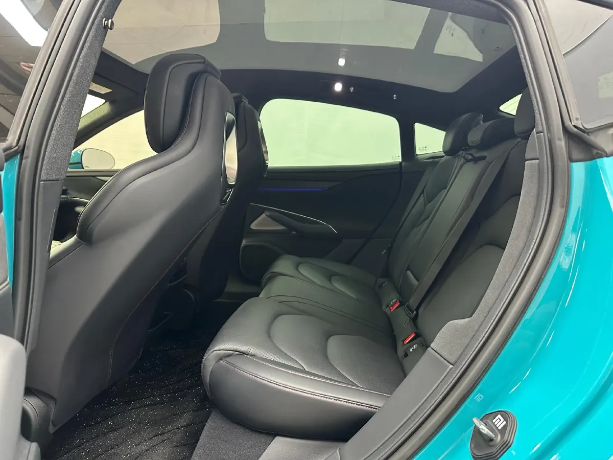 2024 MI SU7 BEV 73.6KWH,autocango,china used car exporter,china ev exporter,chinese used car exporter,chinese used ev exporter