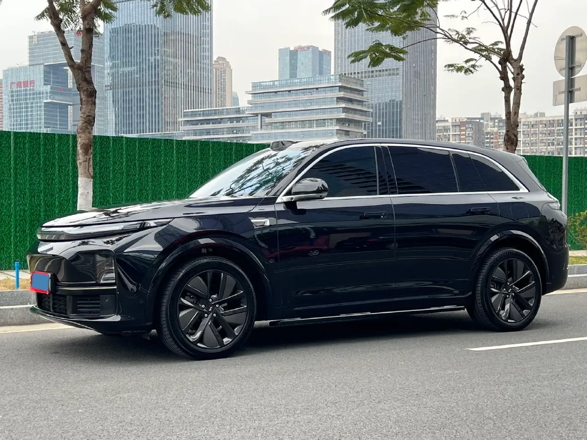 2024 Li L8 Range Extended 154HP REEV 42.8KWH,autocango,china used car exporter,china ev exporter,chinese used car exporter,chinese used ev exporter