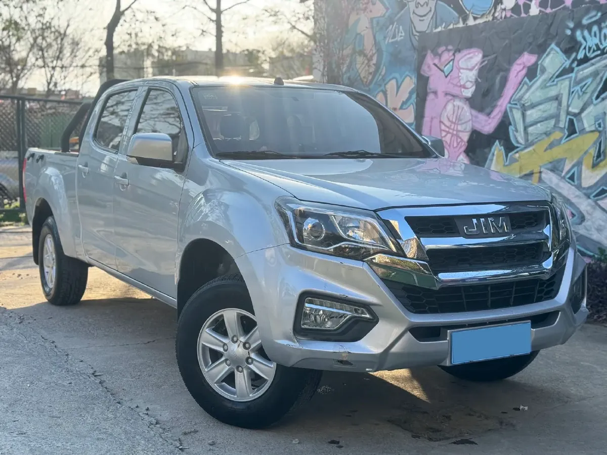 2022 Isuzu RE-MAX Jim 2.8T 120HP L4 5MT,autocango,china used car exporter,china ev exporter,chinese used car exporter,chinese used ev exporter