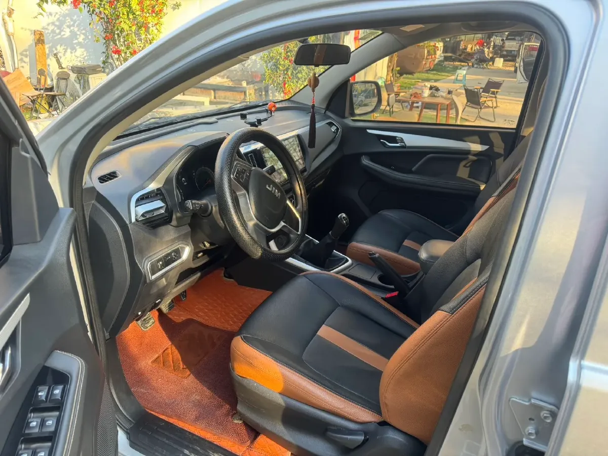 2022 Isuzu RE-MAX Jim 2.8T 120HP L4 5MT,autocango,china used car exporter,china ev exporter,chinese used car exporter,chinese used ev exporter