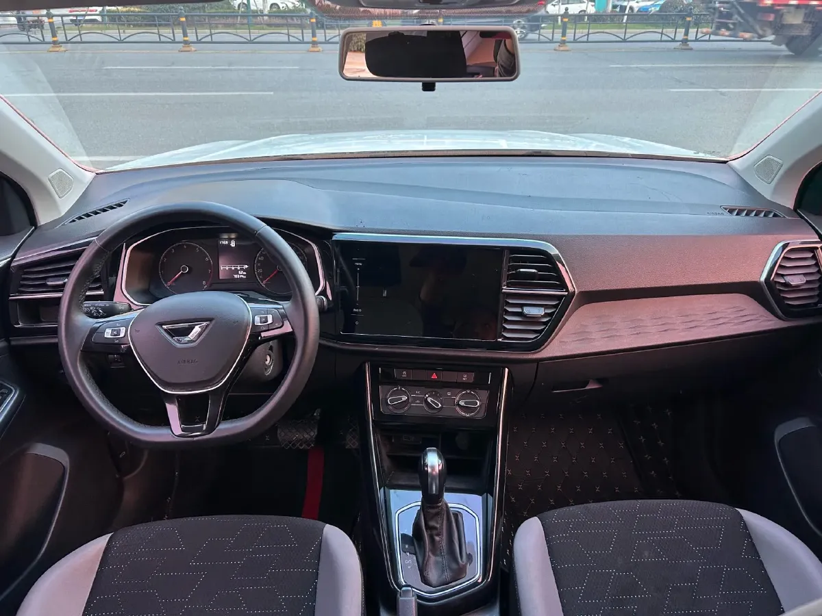 2021 Jetta VS5 1.4T 150HP L4 6AT,autocango,china used car exporter,china ev exporter,chinese used car exporter,chinese used ev exporter