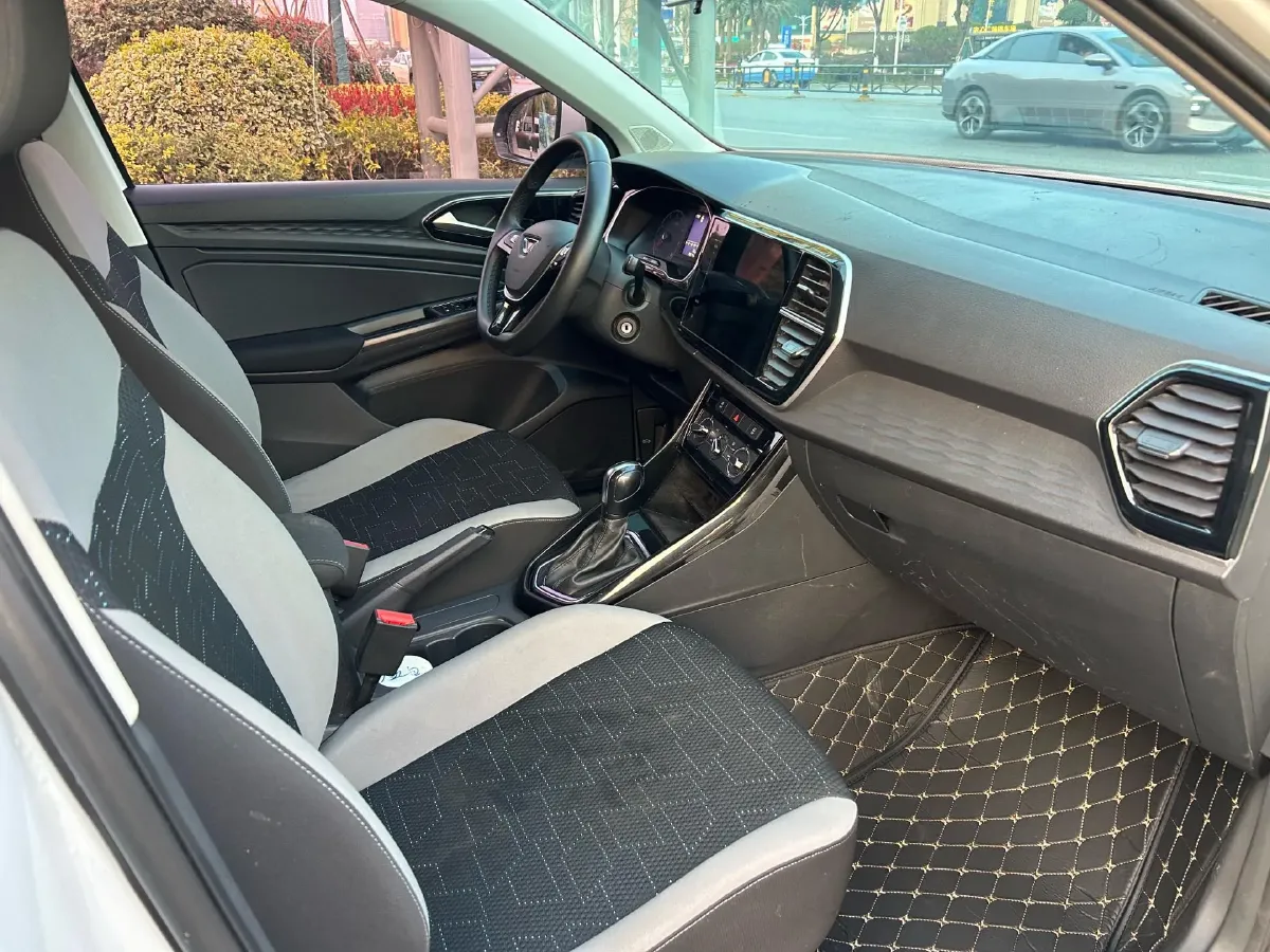 2021 Jetta VS5 1.4T 150HP L4 6AT,autocango,china used car exporter,china ev exporter,chinese used car exporter,chinese used ev exporter