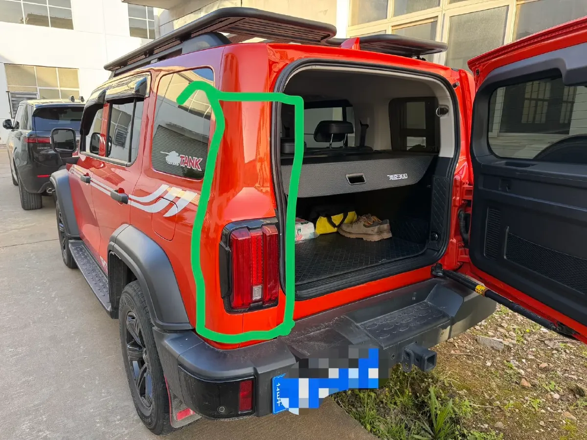 2024 Tank 300 2.0T 227HP L4 8AT,autocango,china used car exporter,china ev exporter,chinese used car exporter,chinese used ev exporter