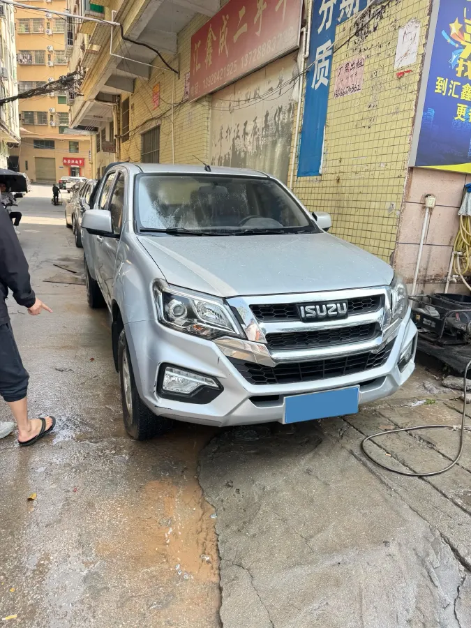 2020 JMC BaoDian 2.5T 140HP L4 5MT,autocango,china used car exporter,china ev exporter,chinese used car exporter,chinese used ev exporter