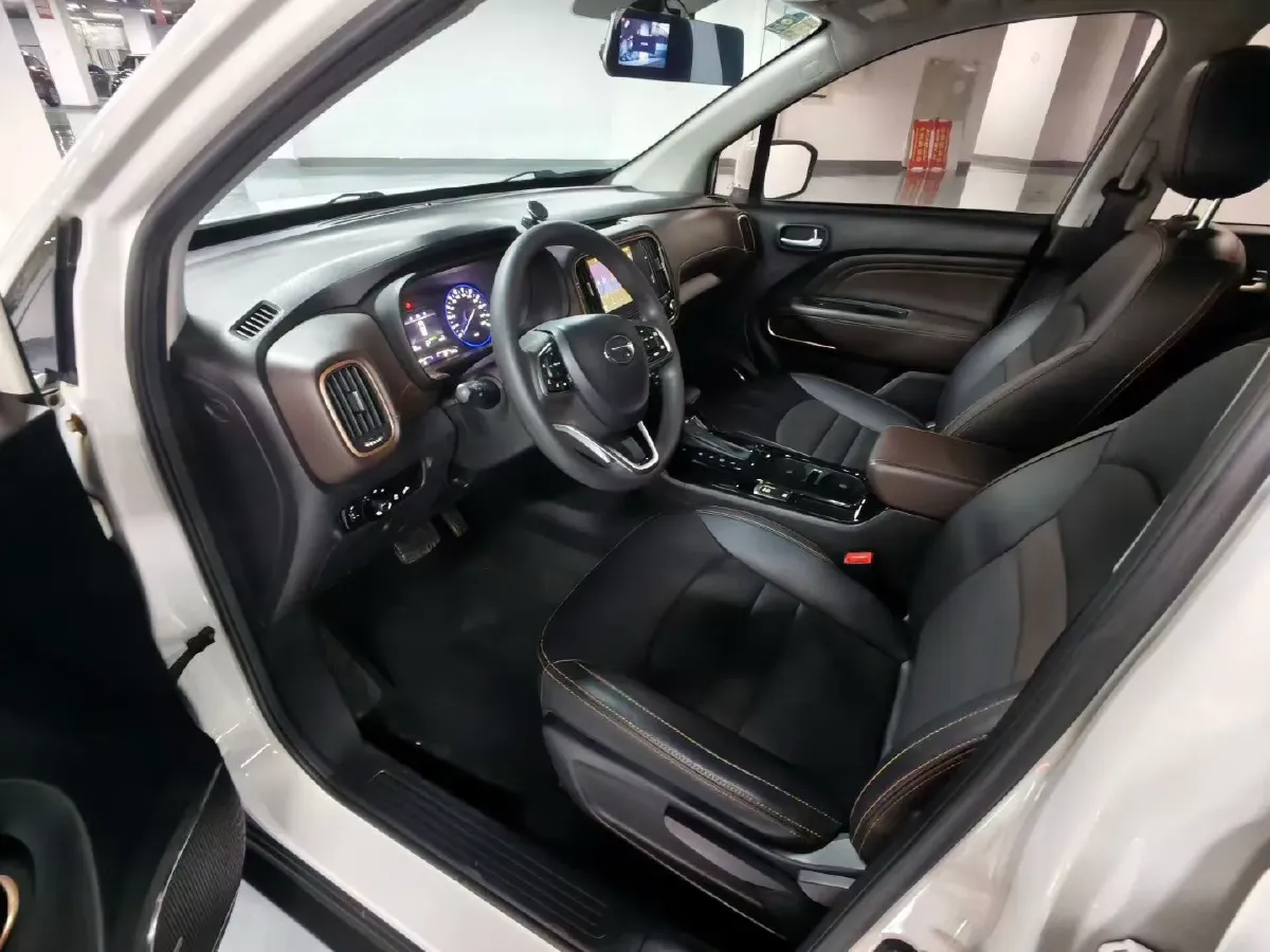 2017 GAC Trumpchi GS3 1.3T 137HP L4 6AT,autocango,china used car exporter,china ev exporter,chinese used car exporter,chinese used ev exporter