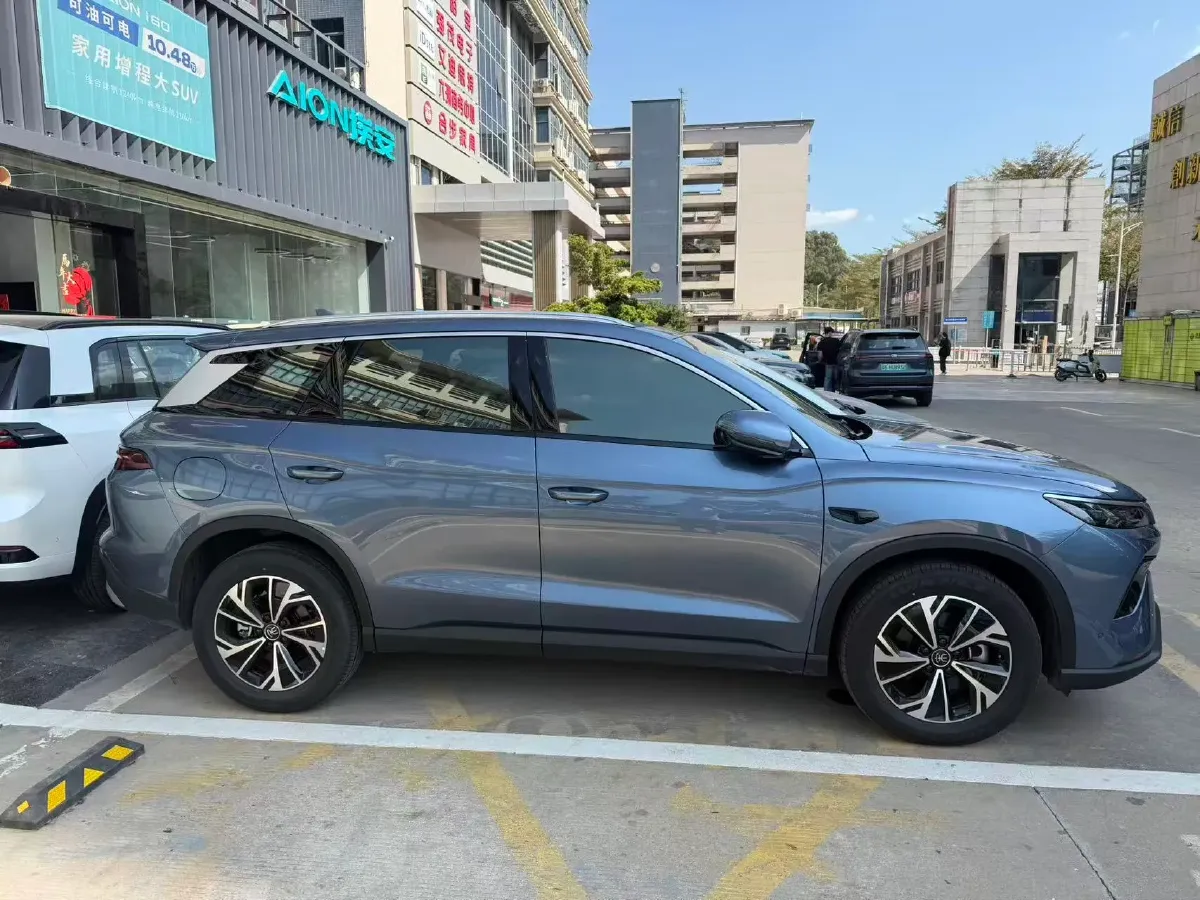 2025 BYD Song Pro 1.5L 101HP L4 E-CVT PHEV 12.9KWH,autocango,china used car exporter,china ev exporter,chinese used car exporter,chinese used ev exporter