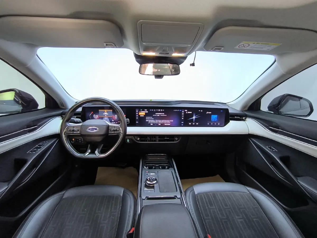 2022 Ford Mondeo 2.0T 238HP L4 8AT,autocango,china used car exporter,china ev exporter,chinese used car exporter,chinese used ev exporter