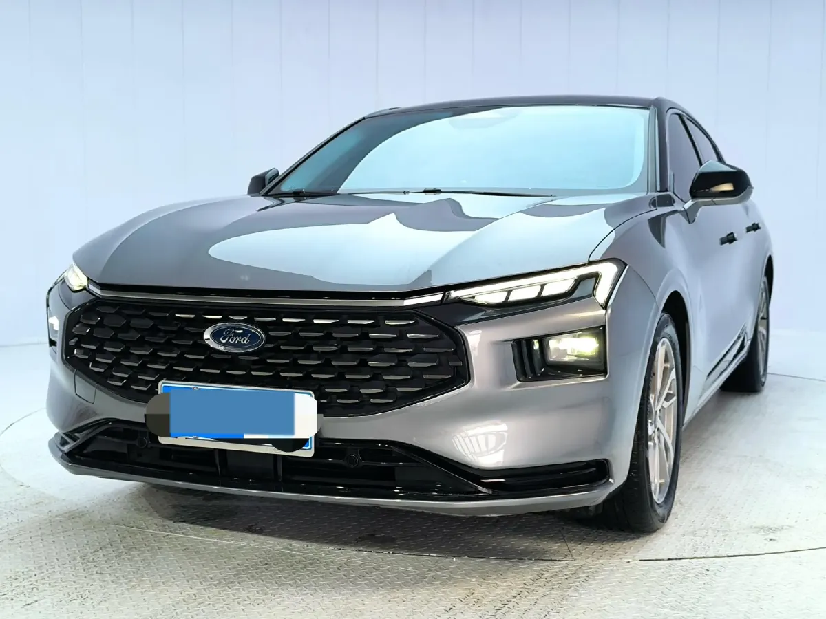 2022 Ford Mondeo 2.0T 238HP L4 8AT,autocango,china used car exporter,china ev exporter,chinese used car exporter,chinese used ev exporter