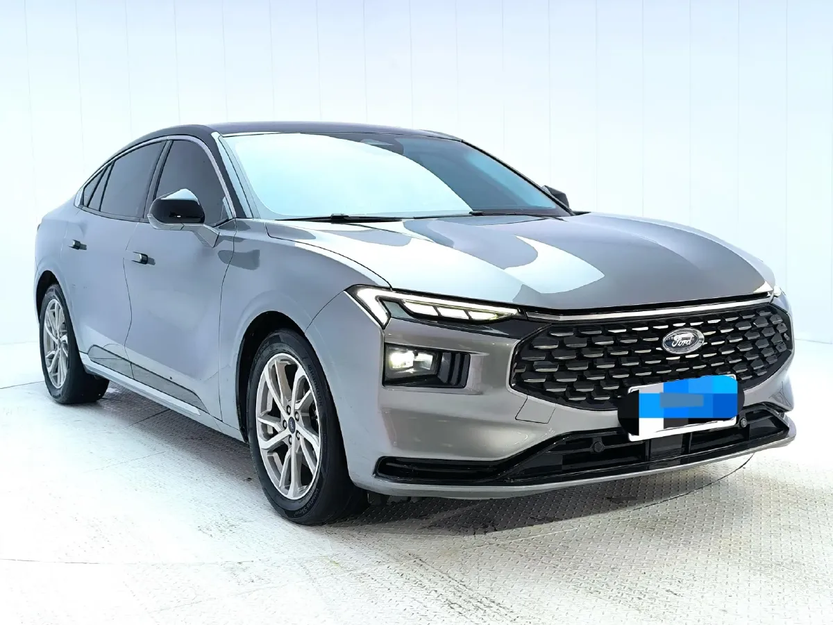 2022 Ford Mondeo 2.0T 238HP L4 8AT,autocango,china used car exporter,china ev exporter,chinese used car exporter,chinese used ev exporter