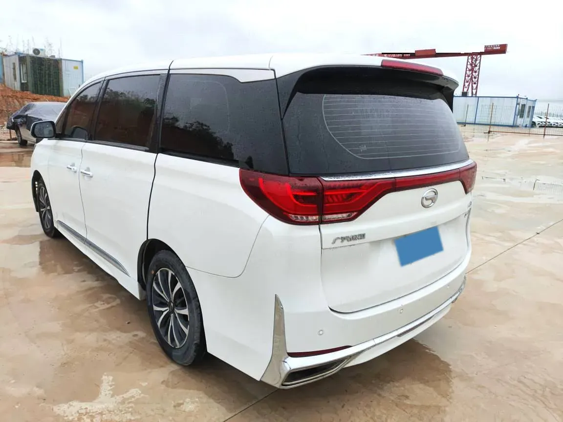 2021 GAC Trumpchi M8 2.0T 252HP L4 8AT,autocango,china used car exporter,china ev exporter,chinese used car exporter,chinese used ev exporter