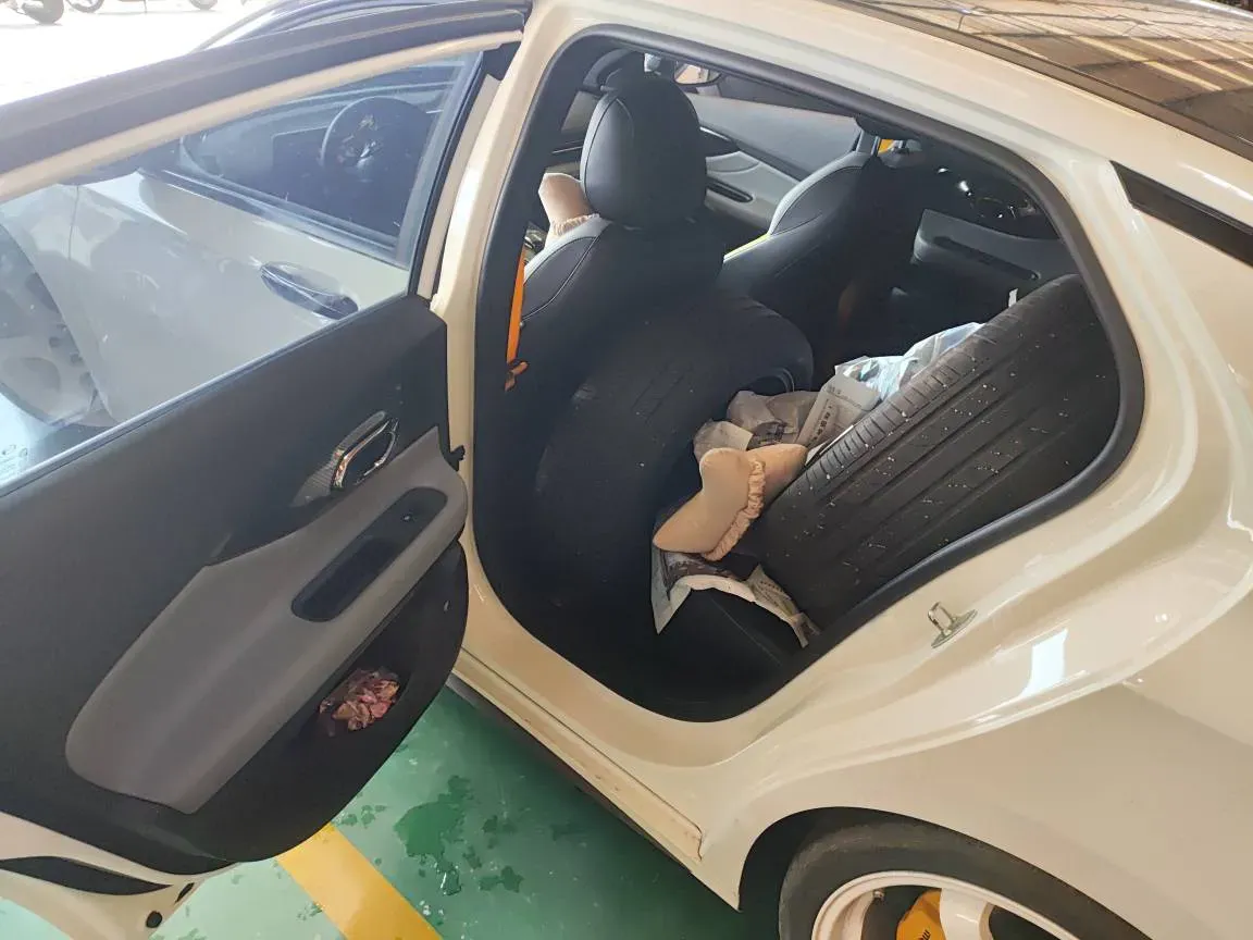 2021 GAC Trumpchi Empow 1.5T 177HP L4 7DCT,autocango,china used car exporter,china ev exporter,chinese used car exporter,chinese used ev exporter