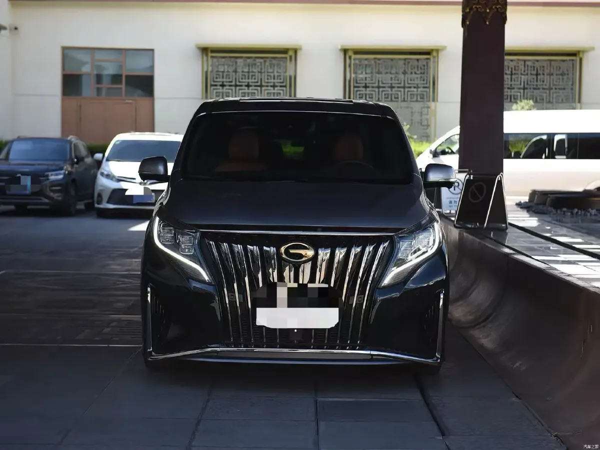 2021 GAC Trumpchi M8 2.0T 252HP L4 8AT,autocango,china used car exporter,china ev exporter,chinese used car exporter,chinese used ev exporter