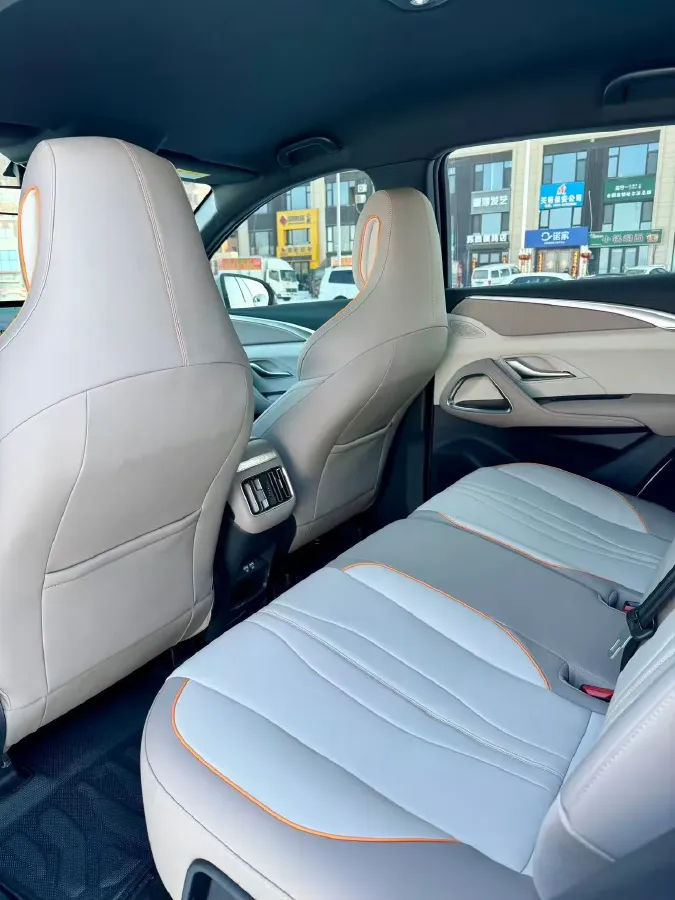 2025 BYD SongL DM-i 1.5L 101HP L4 E-CVT PHEV 18.3KWH,autocango,china used car exporter,china ev exporter,chinese used car exporter,chinese used ev exporter