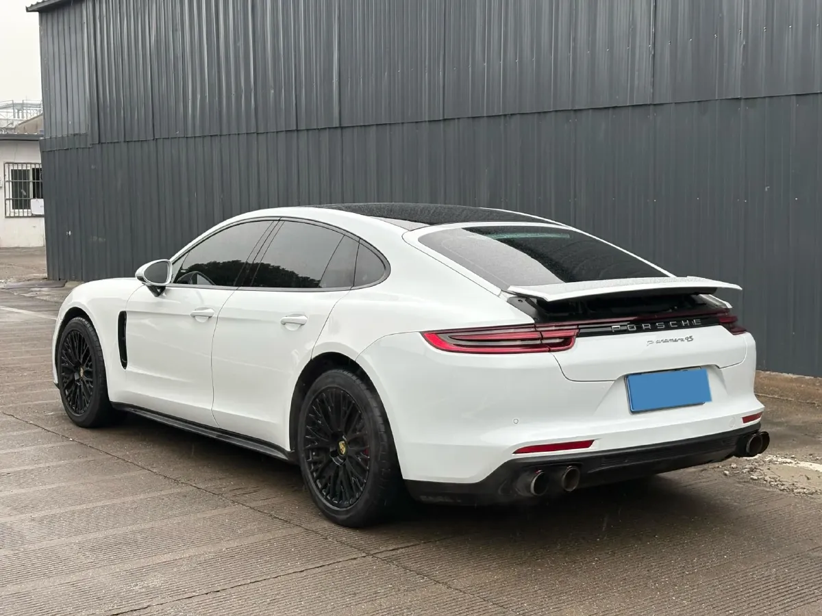 2019 Porsche Panamera 2.9T 330HP V6 8DCT,autocango,china used car exporter,china ev exporter,chinese used car exporter,chinese used ev exporter