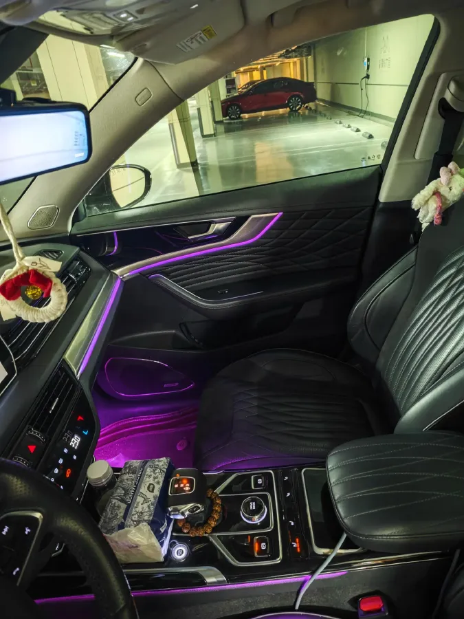 2022 HongQi HS5 2.0T 224HP L4 6AT,autocango,china used car exporter,china ev exporter,chinese used car exporter,chinese used ev exporter