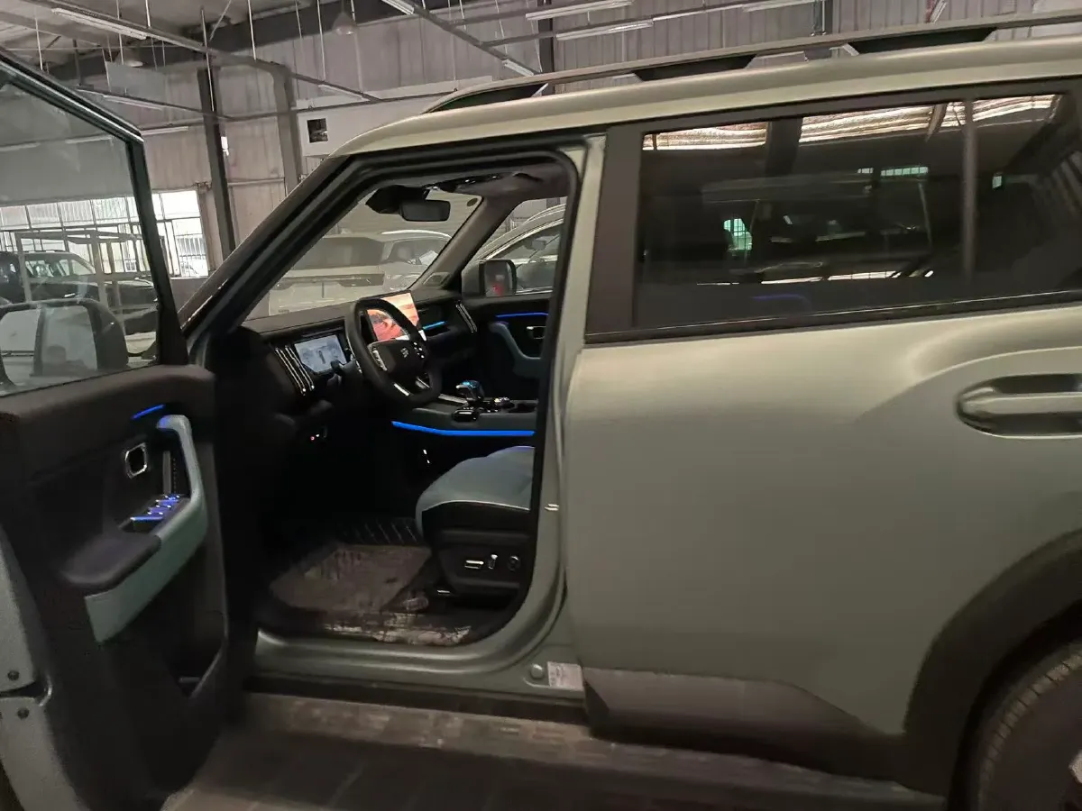 2025 Jetour Traveller 2.0T 254HP L4 7DCT,autocango,china used car exporter,china ev exporter,chinese used car exporter,chinese used ev exporter