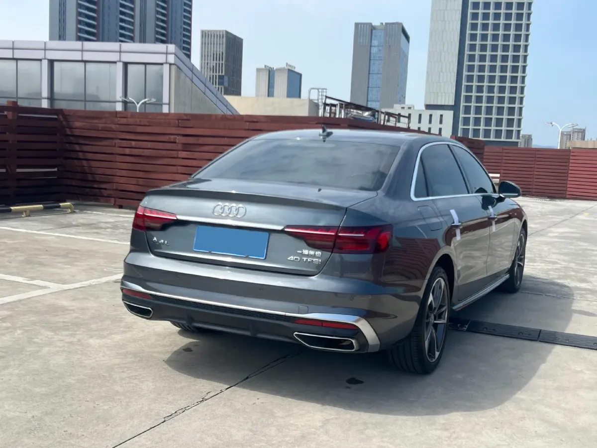 2020 Audi A4L 2.0T 190HP L4 7DCT,autocango,china used car exporter,china ev exporter,chinese used car exporter,chinese used ev exporter