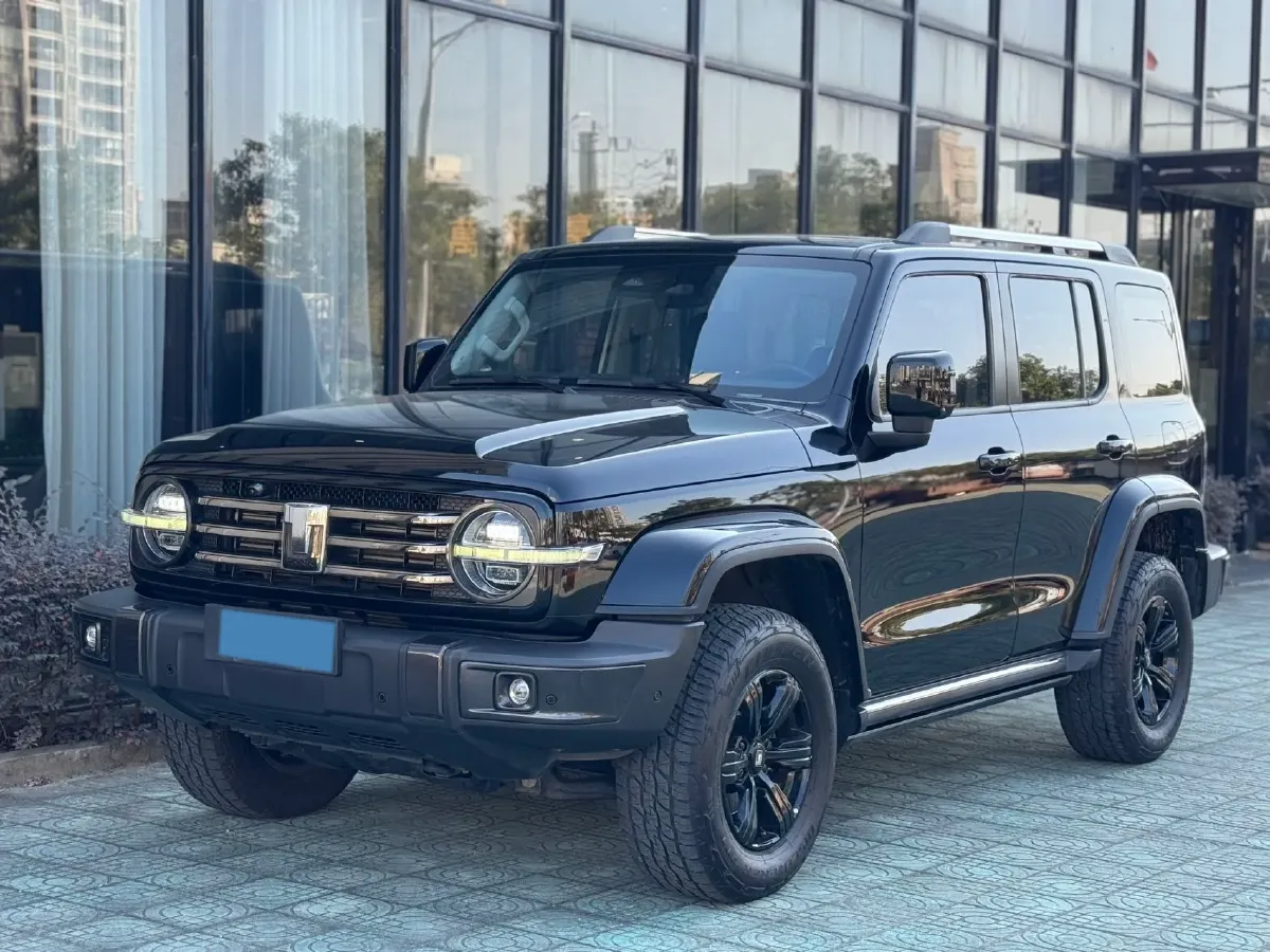 2023 Tank 300 2.0T 227HP L4 8AT,autocango,china used car exporter,china ev exporter,chinese used car exporter,chinese used ev exporter