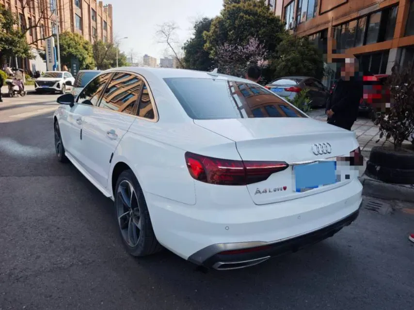 2020 Audi A4L 2.0T 190HP L4 7DCT,autocango,china used car exporter,china ev exporter,chinese used car exporter,chinese used ev exporter