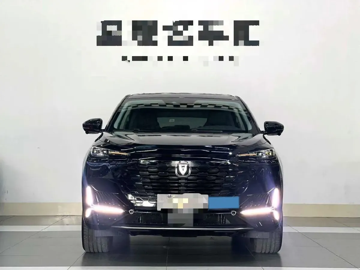 2021 ChangAn UNI-K 2.0T 233HP L4 8AT,autocango,china used car exporter,china ev exporter,chinese used car exporter,chinese used ev exporter