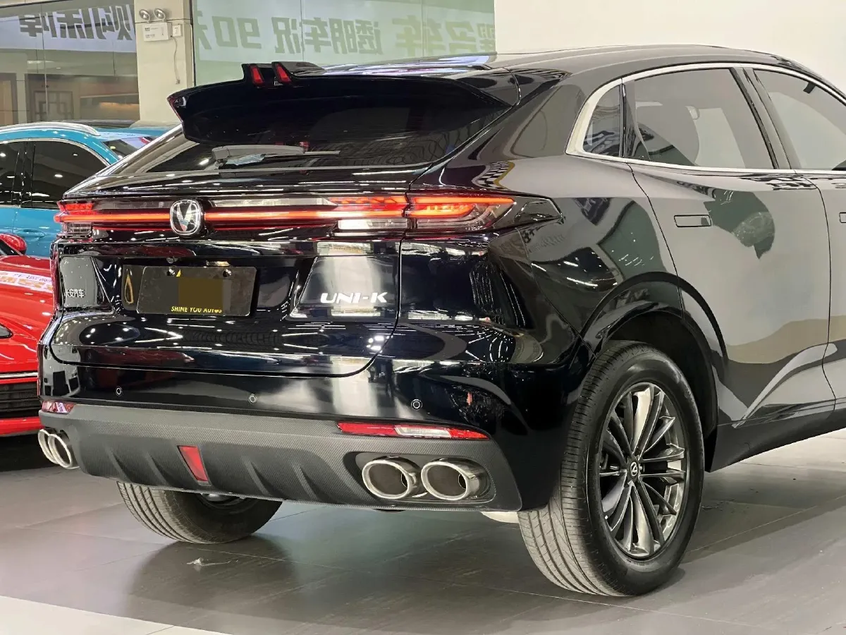 2021 ChangAn UNI-K 2.0T 233HP L4 8AT,autocango,china used car exporter,china ev exporter,chinese used car exporter,chinese used ev exporter