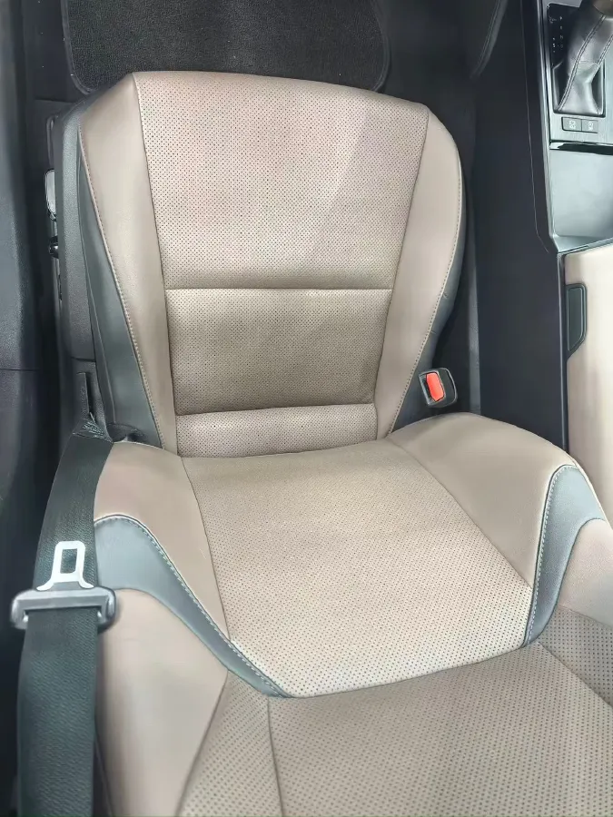 2023 Lexus ES 2.5L 204HP L4 8AT,autocango,china used car exporter,china ev exporter,chinese used car exporter,chinese used ev exporter