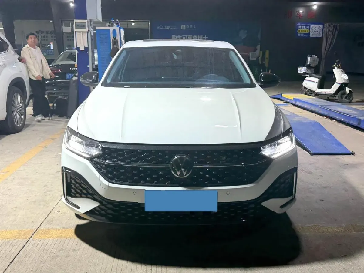 2024 Volkswagen Lavida 1.5T 160HP L4 7DCT,autocango,china used car exporter,china ev exporter,chinese used car exporter,chinese used ev exporter