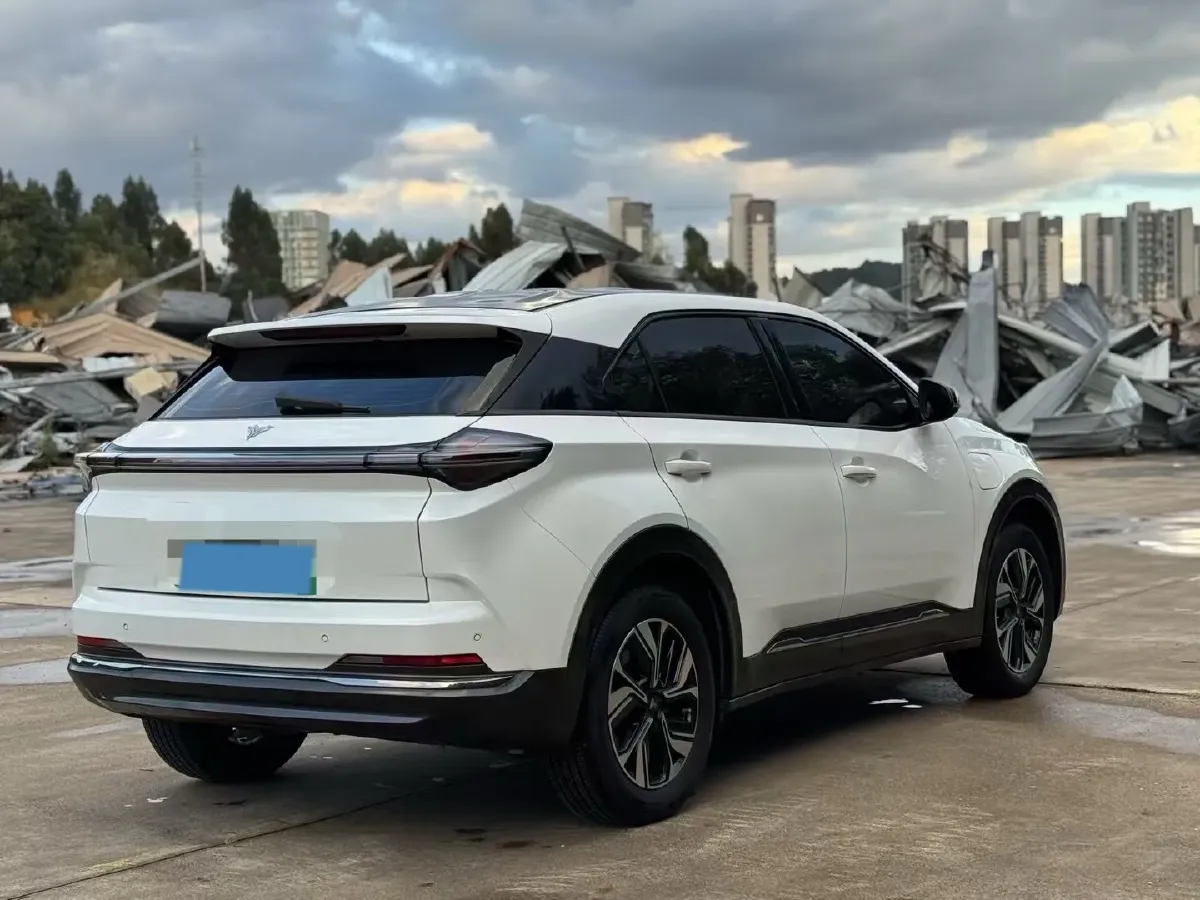 2022 Venucia Grand V 1.5T 190HP L4 7DCT,autocango,china used car exporter,china ev exporter,chinese used car exporter,chinese used ev exporter