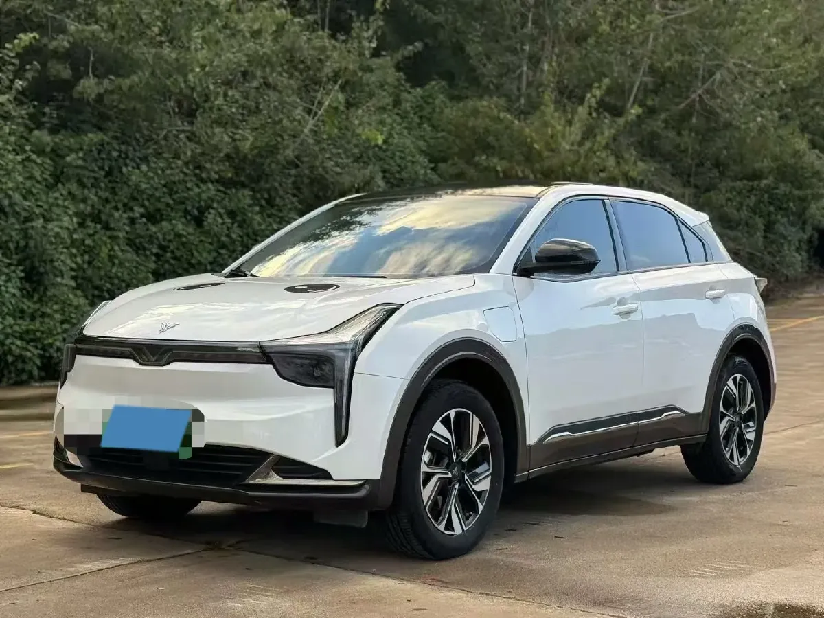 2022 Venucia Grand V 1.5T 190HP L4 7DCT,autocango,china used car exporter,china ev exporter,chinese used car exporter,chinese used ev exporter