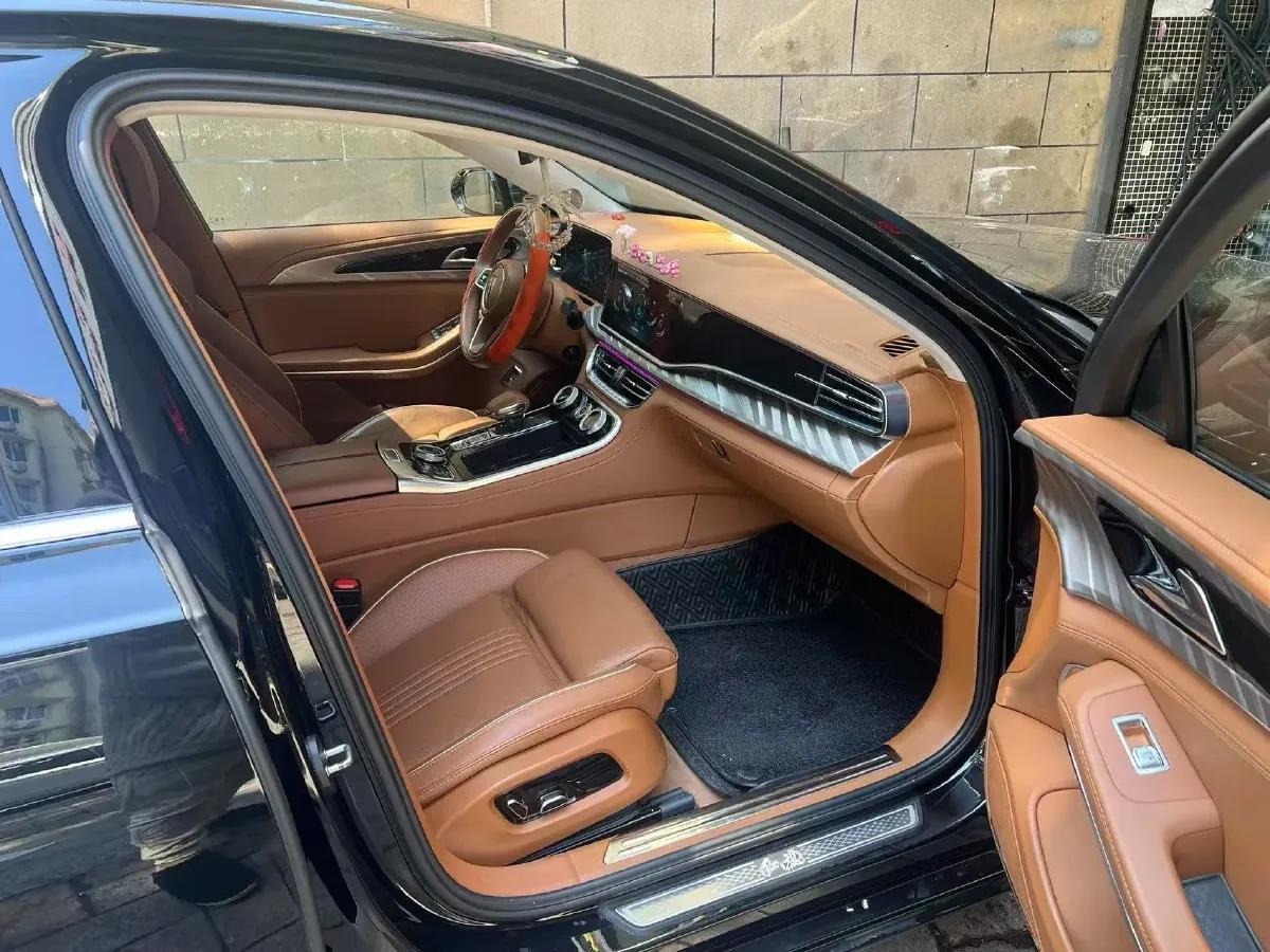 2020 HongQi H9 2.0T 252HP L4 7DCT,autocango,china used car exporter,china ev exporter,chinese used car exporter,chinese used ev exporter