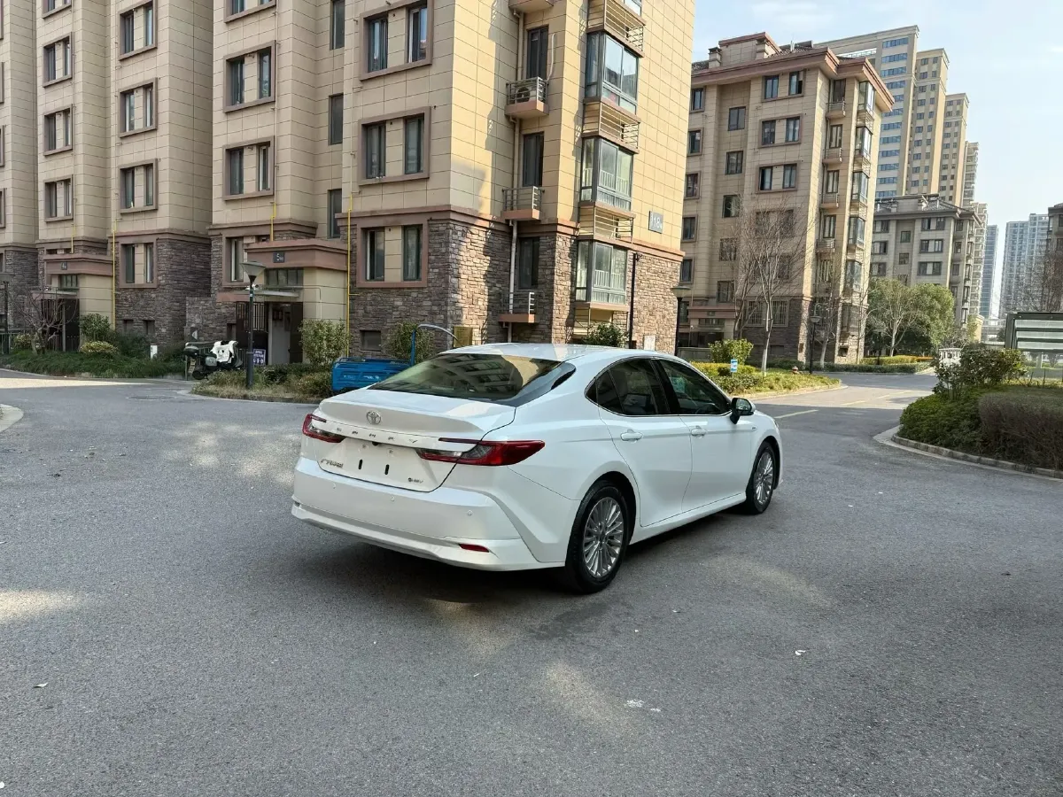 2024 Toyota Camry 2.0L 152HP L4 E-CVT Hybrid,autocango,china used car exporter,china ev exporter,chinese used car exporter,chinese used ev exporter