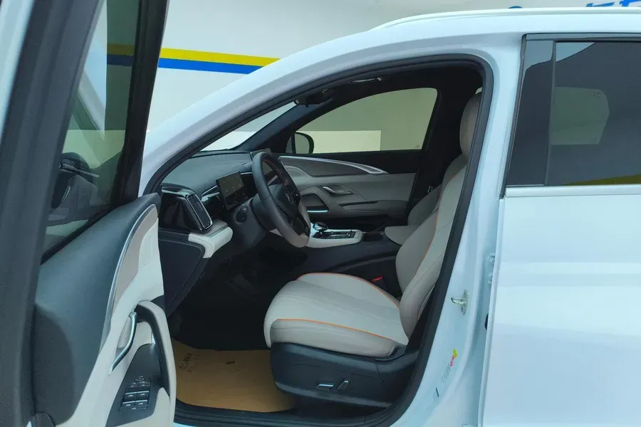 2024 BYD Song Pro 1.5L 110HP L4 E-CVT PHEV 12.9KWH,autocango,china used car exporter,china ev exporter,chinese used car exporter,chinese used ev exporter