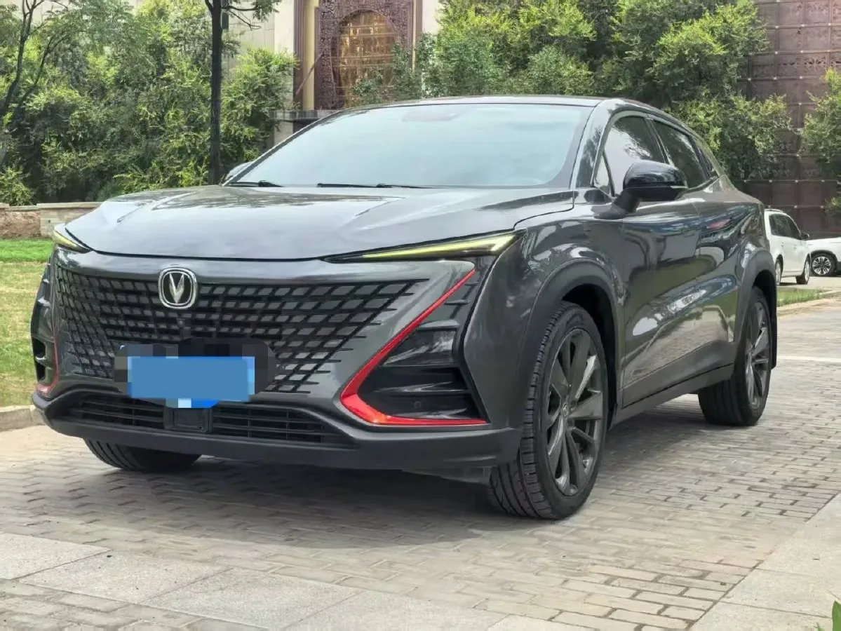 2020 ChangAn UNI-T 1.5T 180HP L4 7DCT,autocango,china used car exporter,china ev exporter,chinese used car exporter,chinese used ev exporter