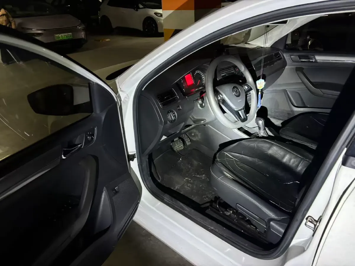 2019 Volkswagen Santana 1.5L 112HP L4 6AT,autocango,china used car exporter,china ev exporter,chinese used car exporter,chinese used ev exporter