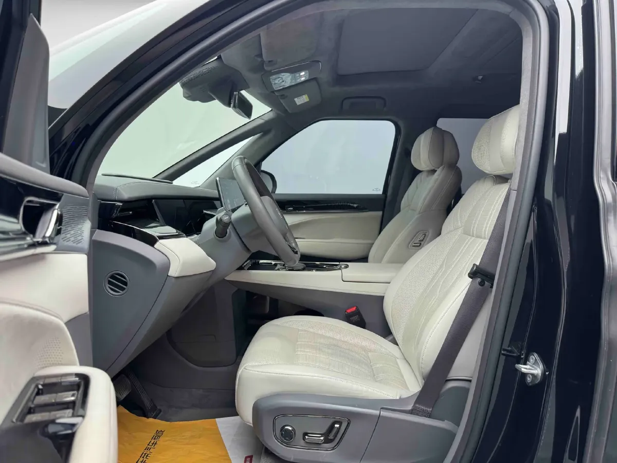 2022 Zeekr 009 BEV 116KWH,autocango,china used car exporter,china ev exporter,chinese used car exporter,chinese used ev exporter