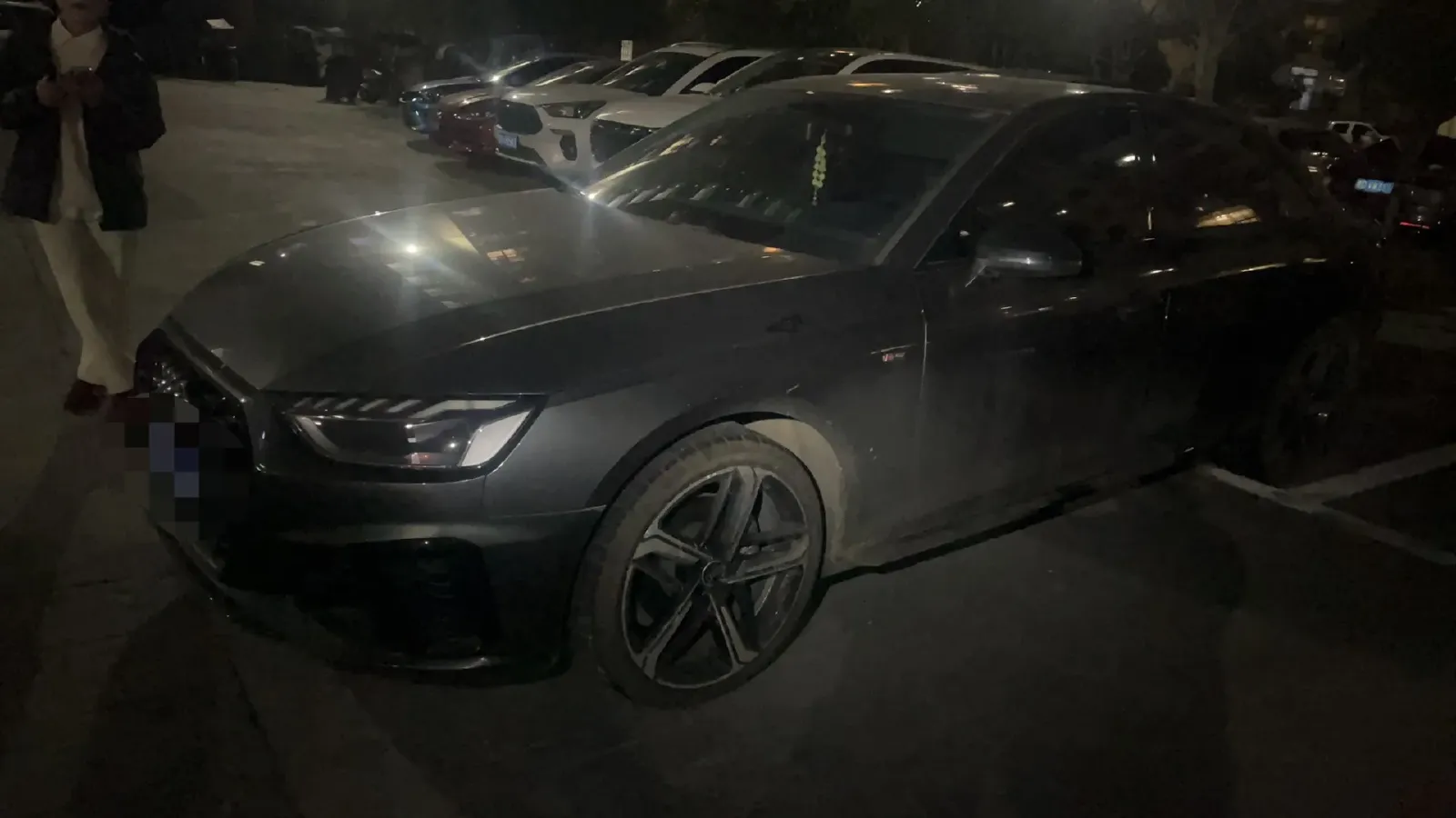 2024 Audi A4L 2.0T 190HP L4 7DCT,autocango,china used car exporter,china ev exporter,chinese used car exporter,chinese used ev exporter