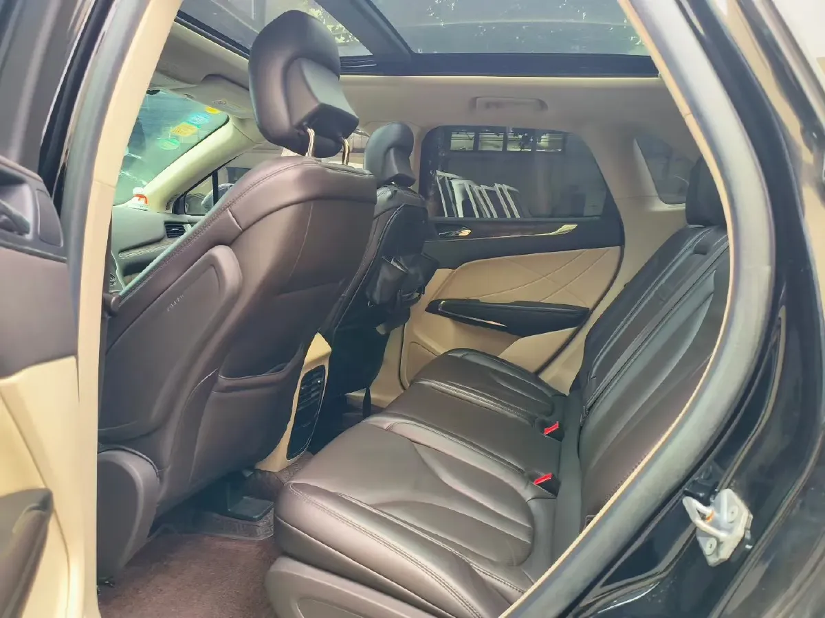 2017 Lincoln MKC 2.0T 203HP L4 6AT,autocango,china used car exporter,china ev exporter,chinese used car exporter,chinese used ev exporter