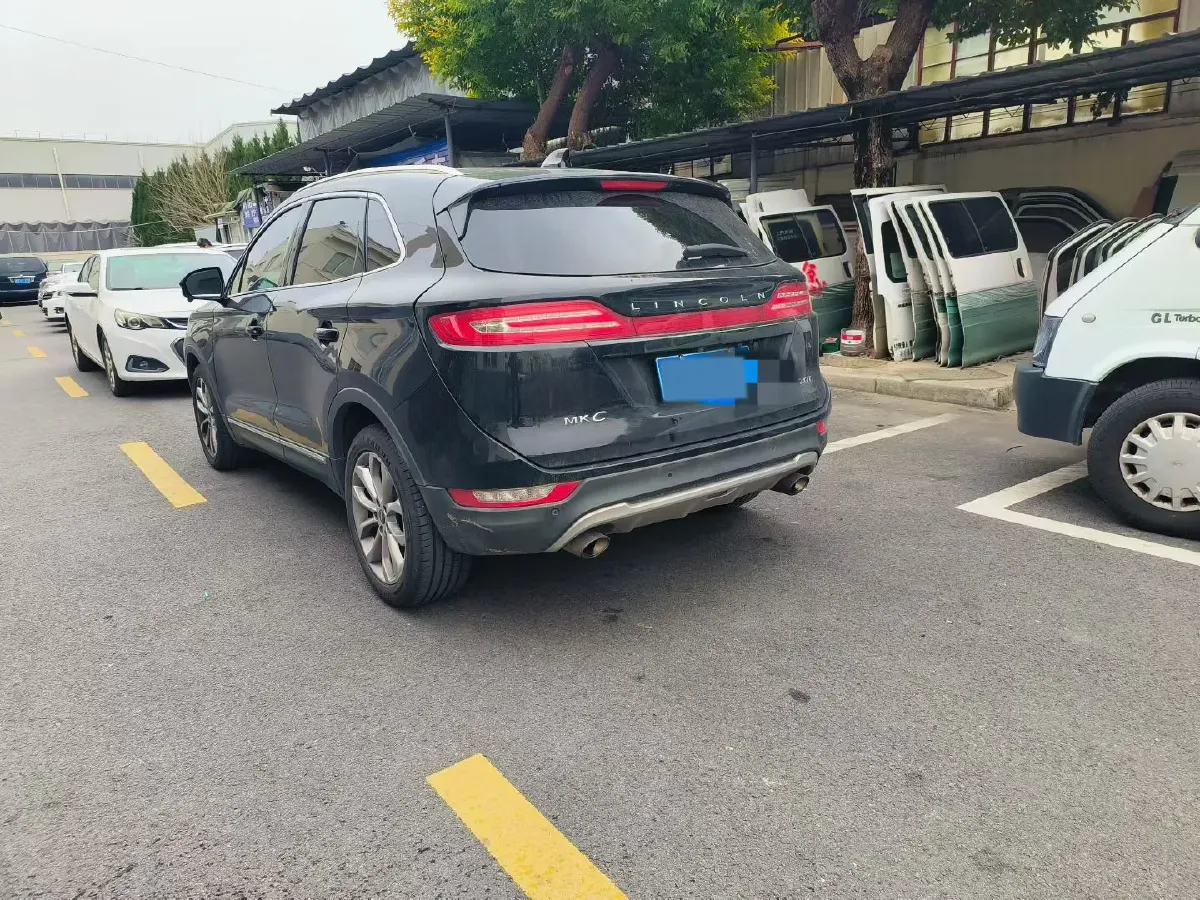 2017 Lincoln MKC 2.0T 203HP L4 6AT,autocango,china used car exporter,china ev exporter,chinese used car exporter,chinese used ev exporter