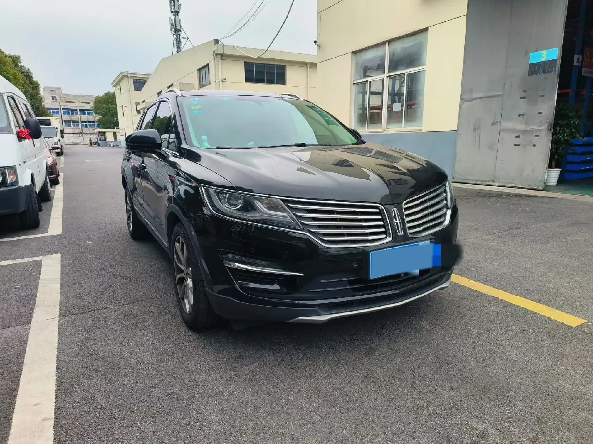 2017 Lincoln MKC 2.0T 203HP L4 6AT,autocango,china used car exporter,china ev exporter,chinese used car exporter,chinese used ev exporter