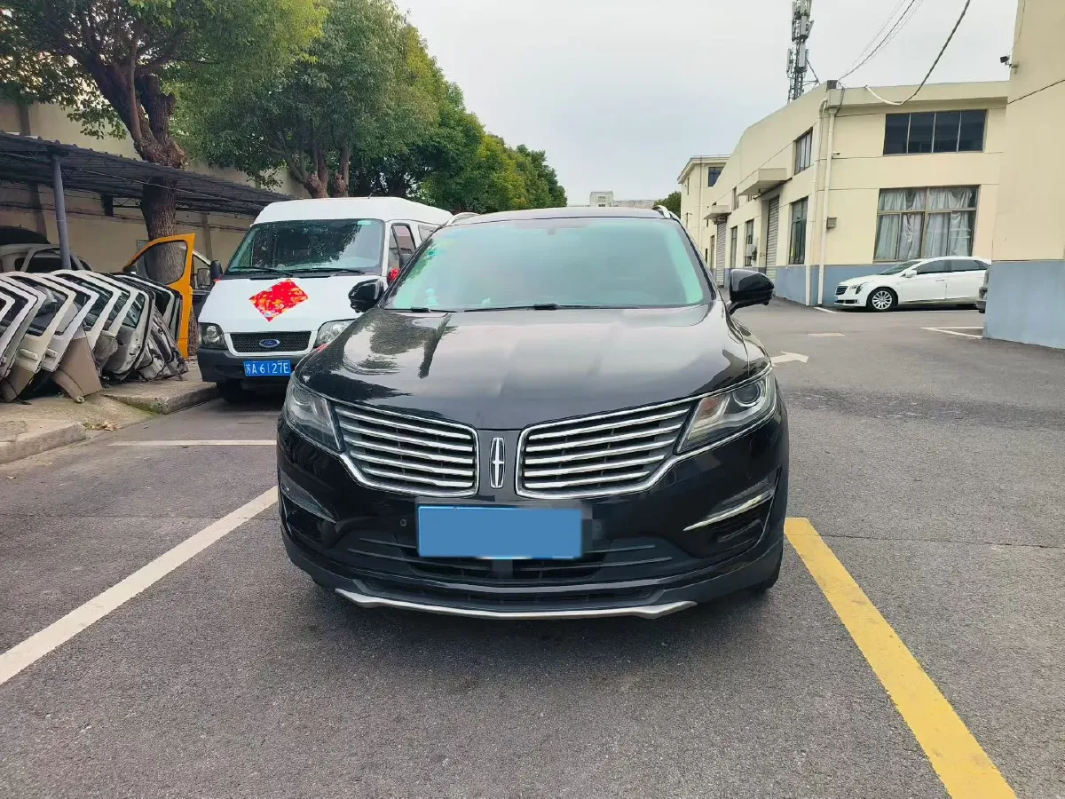 2017 Lincoln MKC 2.0T 203HP L4 6AT,autocango,china used car exporter,china ev exporter,chinese used car exporter,chinese used ev exporter