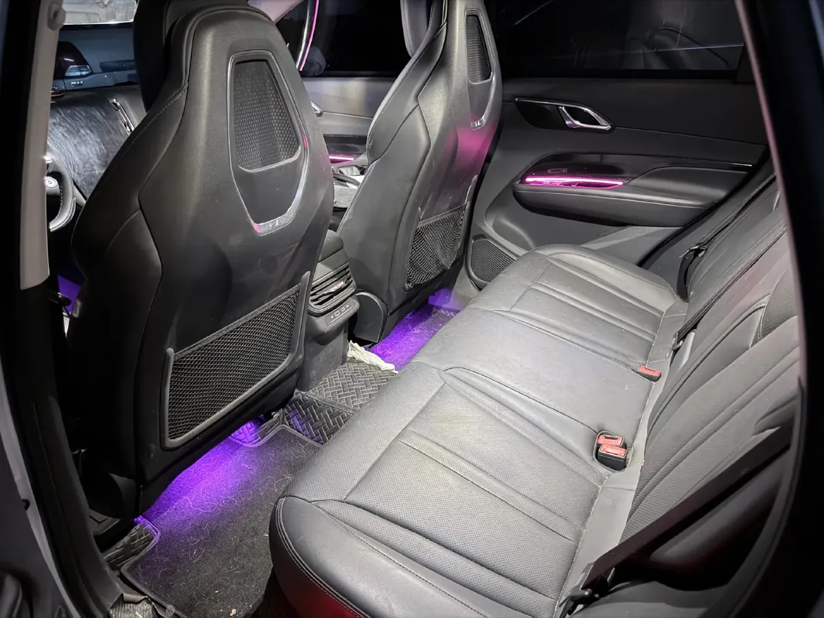 2023 HongQi HS3 1.5T 169HP L4 7DCT,autocango,china used car exporter,china ev exporter,chinese used car exporter,chinese used ev exporter