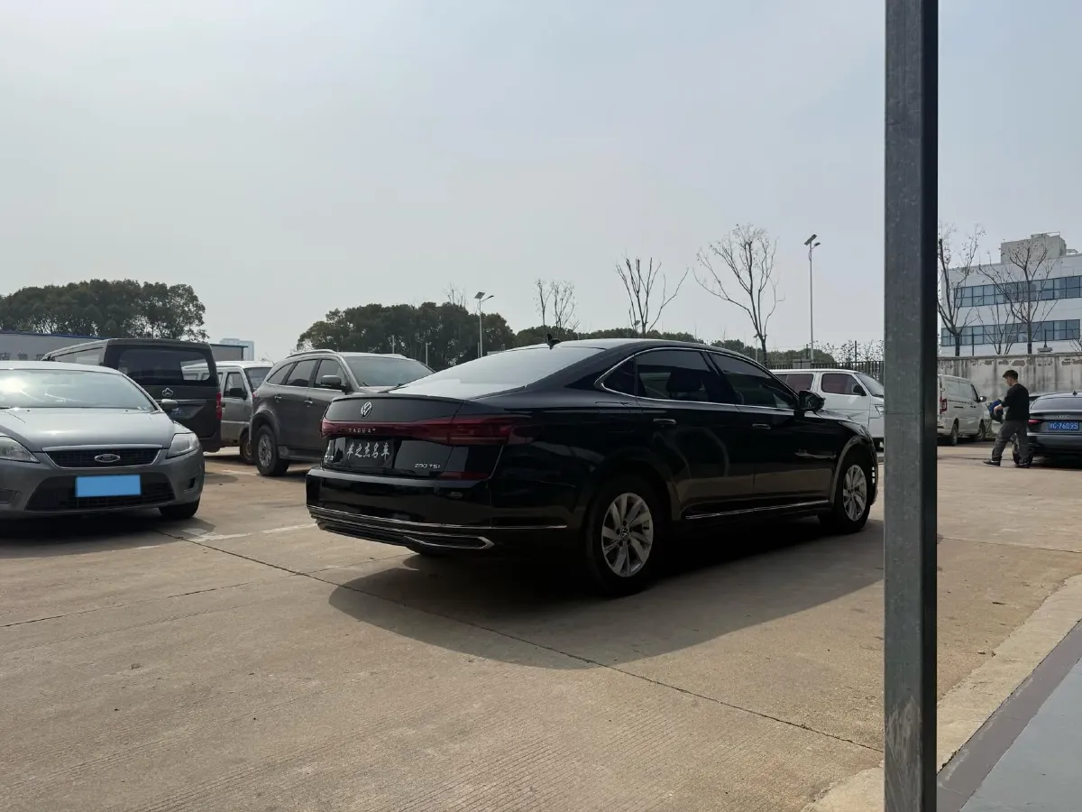 2023 Volkswagen Passat 1.4T 150HP L4 7DCT,autocango,china used car exporter,china ev exporter,chinese used car exporter,chinese used ev exporter