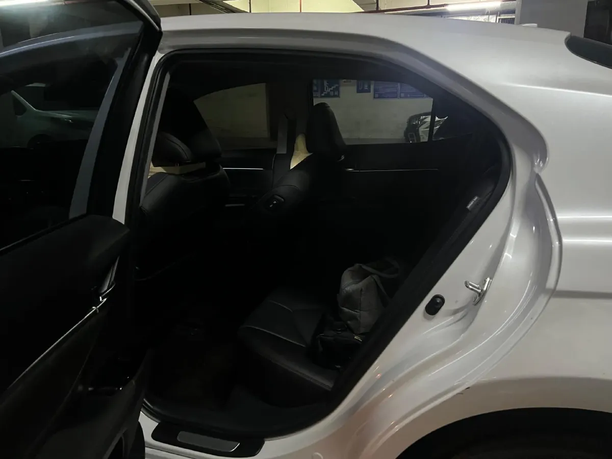 2021 Toyota Camry 2.0L 178HP L4 CVT,autocango,china used car exporter,china ev exporter,chinese used car exporter,chinese used ev exporter