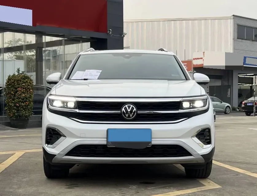 2021 Volkswagen Talagon 2.0T 220HP L4 7DCT,autocango,china used car exporter,china ev exporter,chinese used car exporter,chinese used ev exporter