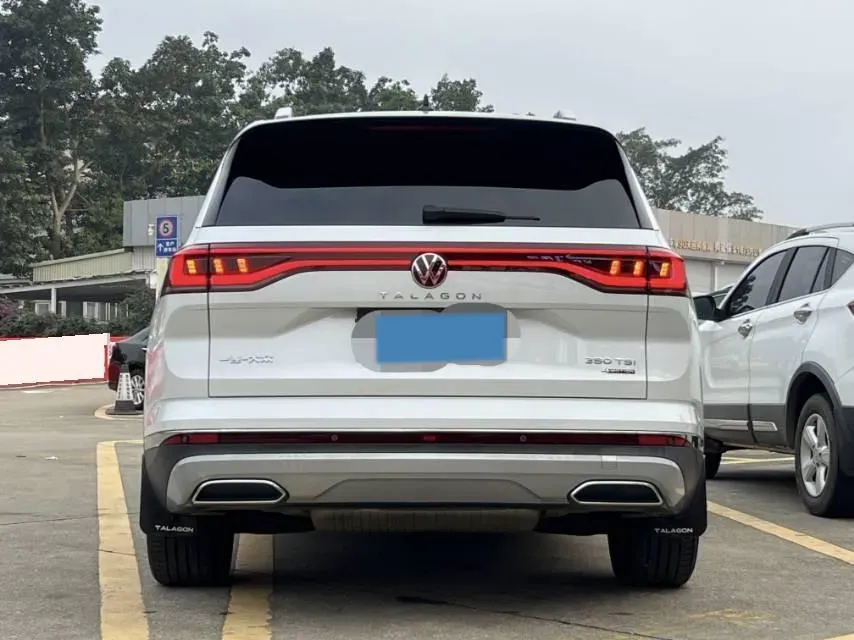 2021 Volkswagen Talagon 2.0T 220HP L4 7DCT,autocango,china used car exporter,china ev exporter,chinese used car exporter,chinese used ev exporter
