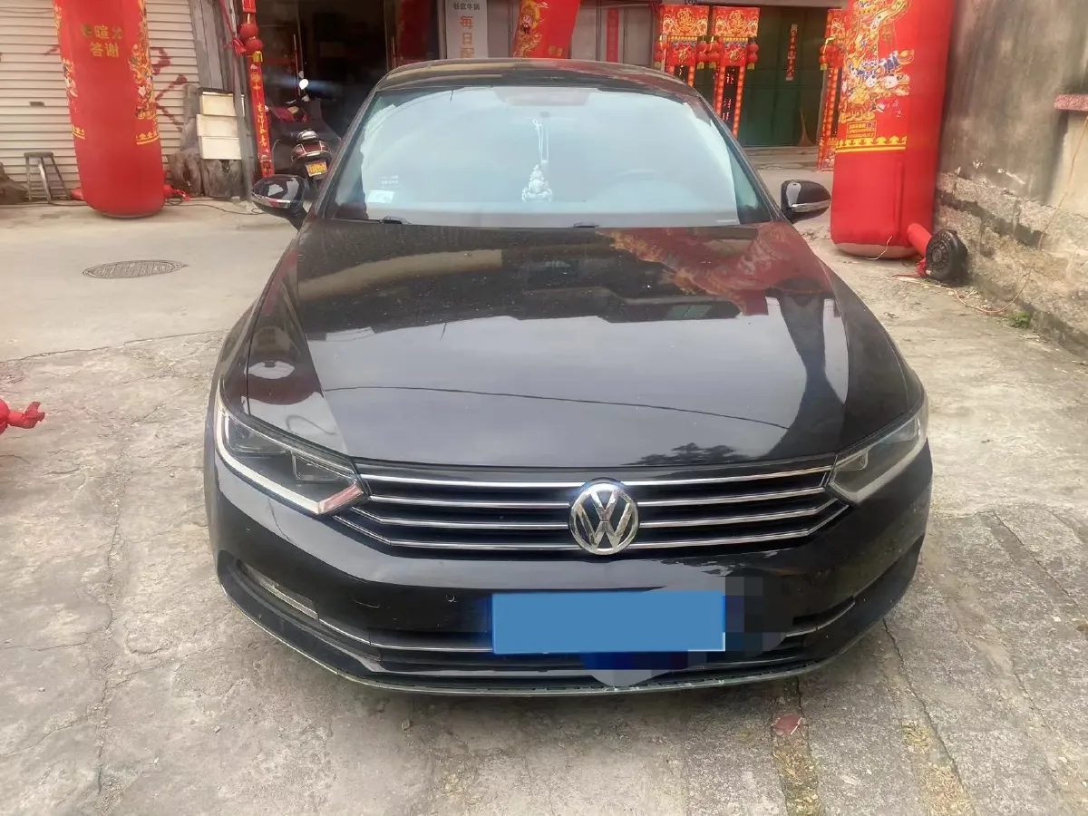 2018 Volkswagen Magotan 1.8T 180HP L4 7DCT,autocango,china used car exporter,china ev exporter,chinese used car exporter,chinese used ev exporter