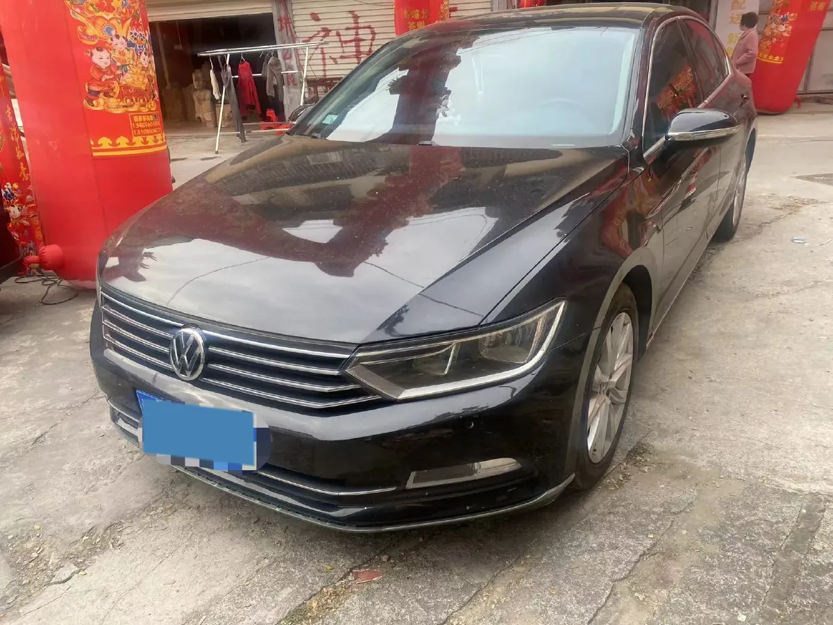 2018 Volkswagen Magotan 1.8T 180HP L4 7DCT,autocango,china used car exporter,china ev exporter,chinese used car exporter,chinese used ev exporter