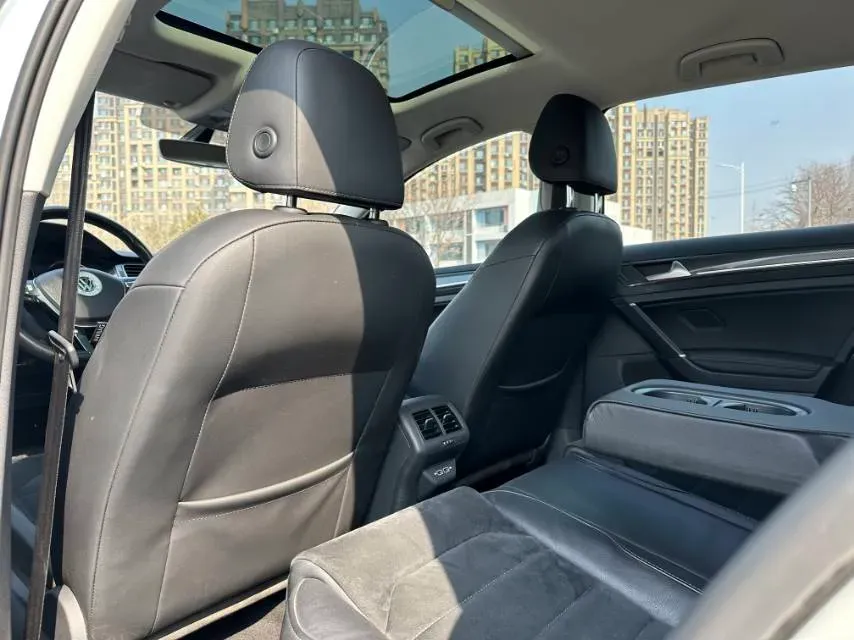 2018 Volkswagen Golf 1.4T 150HP L4 7DCT,autocango,china used car exporter,china ev exporter,chinese used car exporter,chinese used ev exporter