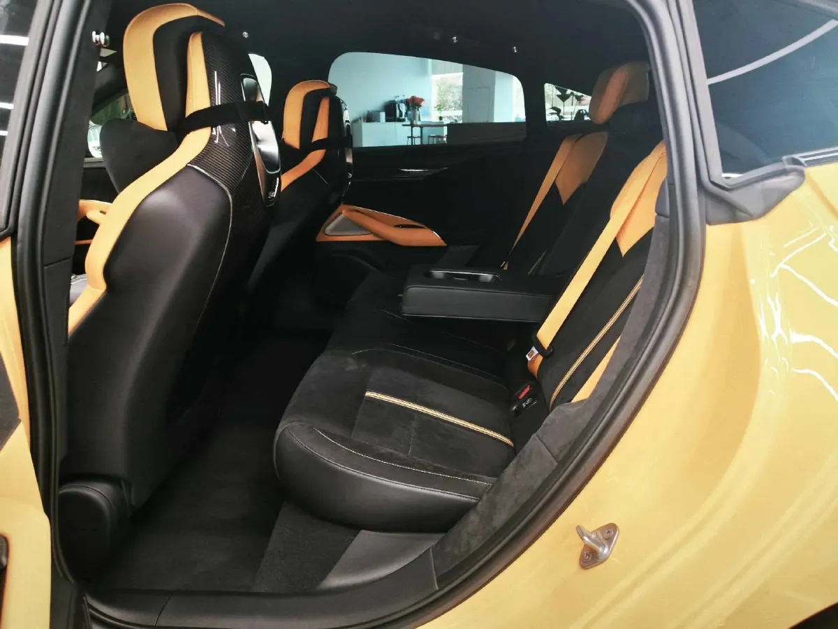 2025 MI SU7 Ultra BEV 93.7KWH,autocango,china used car exporter,china ev exporter,chinese used car exporter,chinese used ev exporter